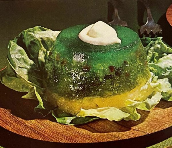 Weird Dishes From The Past (30 pics) Weird Dishes From The Past (30 pics)