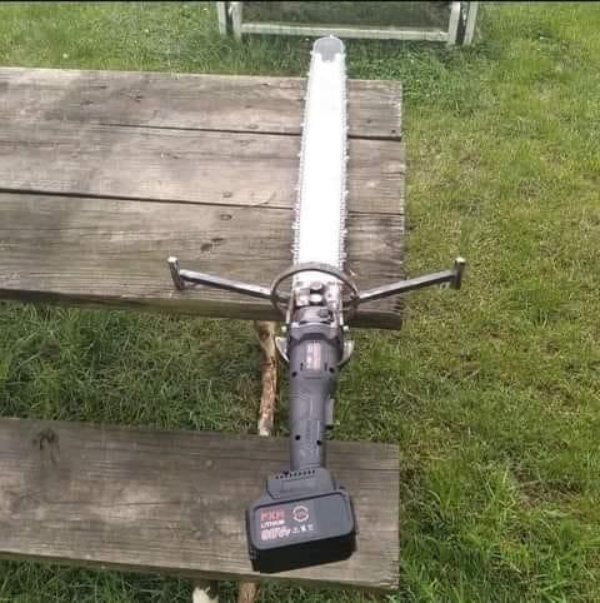 What Is Going On Here? (28 pics)