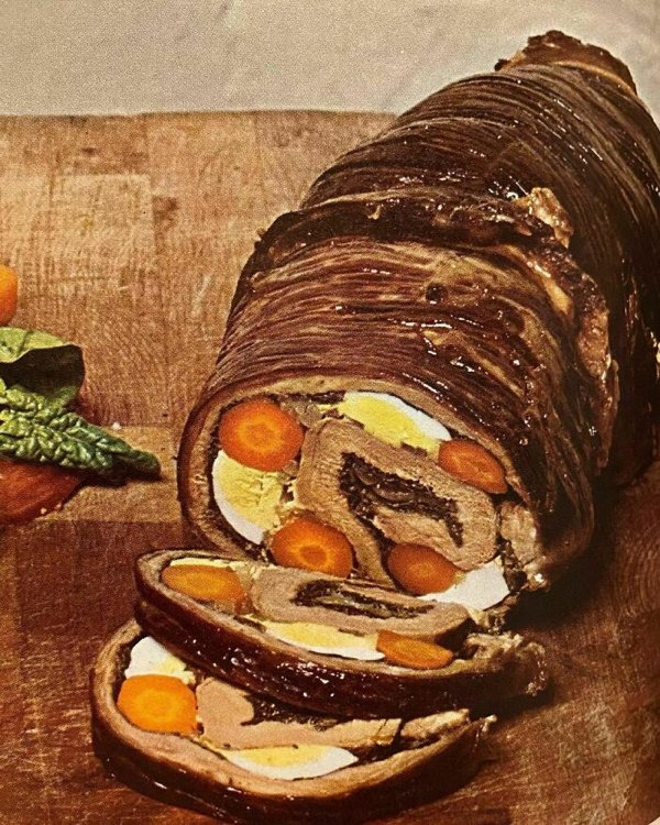Weird Dishes From The Past (30 pics)