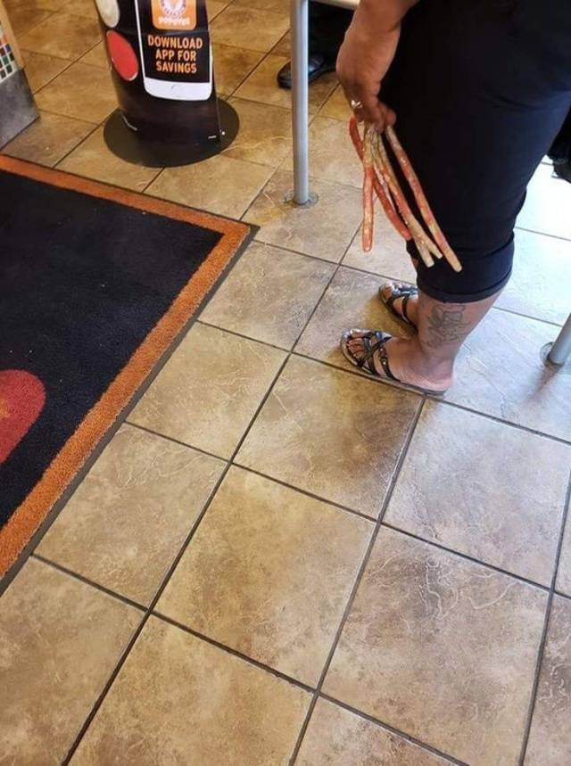 Strange Finds And Situations (55 pics)