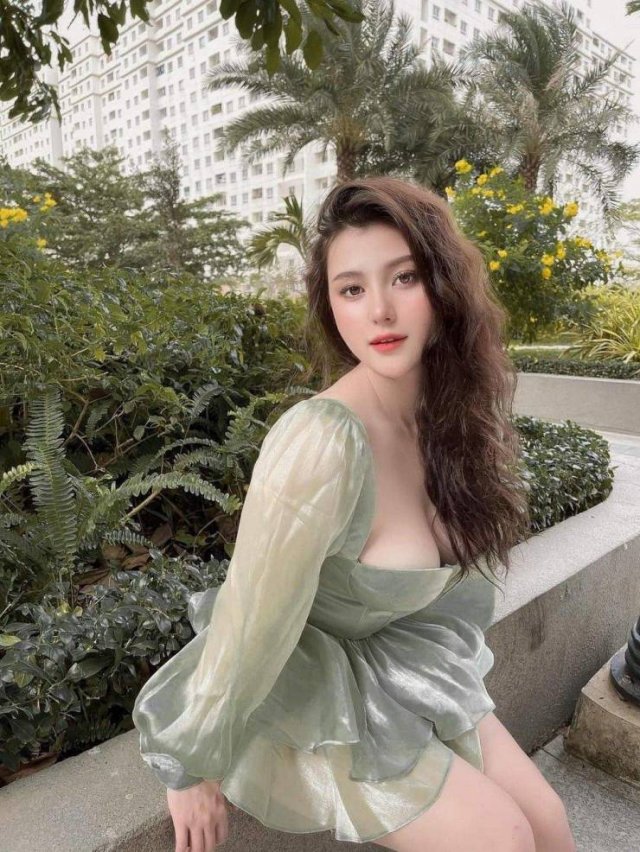 Asian Girls (51 pics)