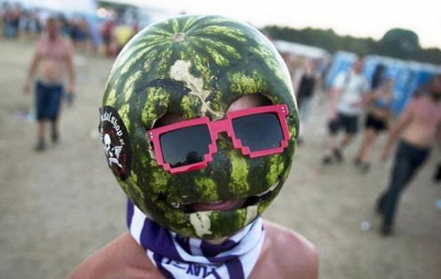 What Is Going On Here? (39 pics)