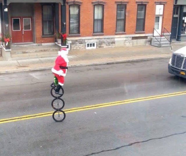 What Is Going On Here? (39 pics)
