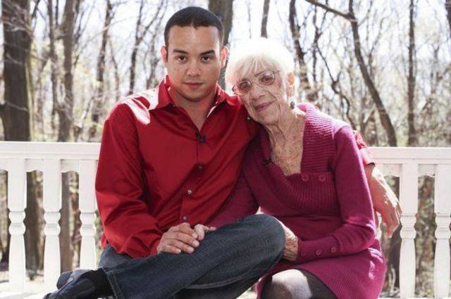 Strange Couples (43 pics)