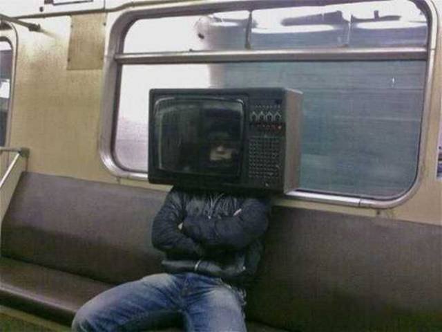 What Is Going On Here? (39 pics)