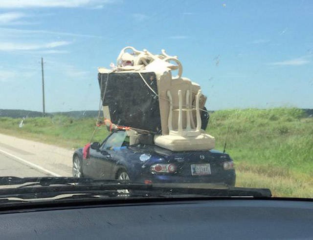Odd Situations On The Road (32 pics)