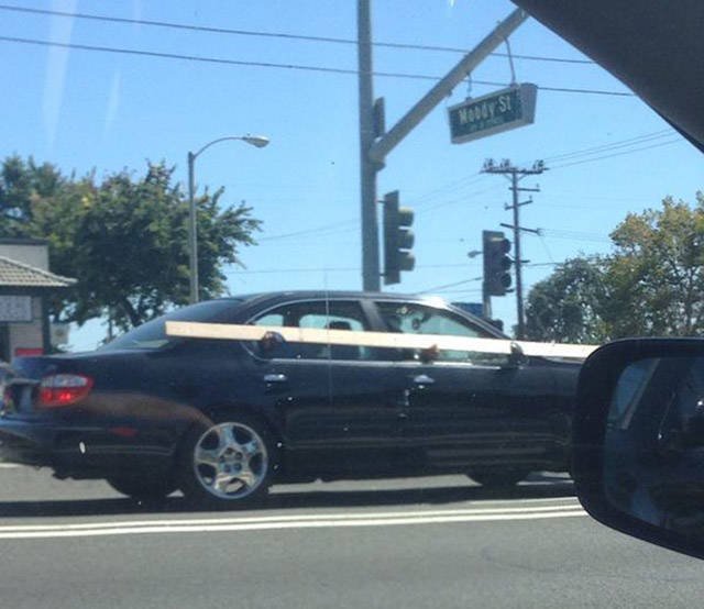 Odd Situations On The Road (32 pics)
