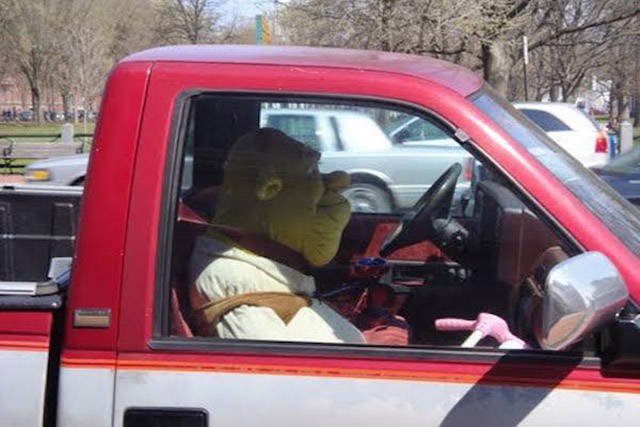 Odd Situations On The Road (32 pics)