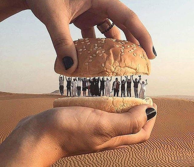 What Is Going On Here? (41 pics)