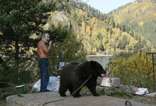 Strange Photos From Russia (42 pics)