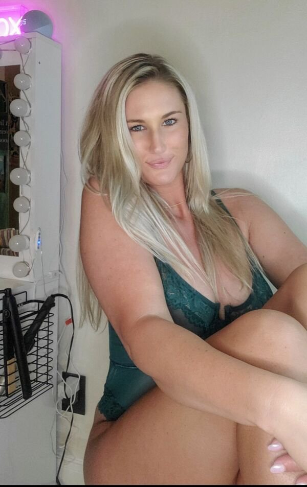 Cute Blondes (29 pics)