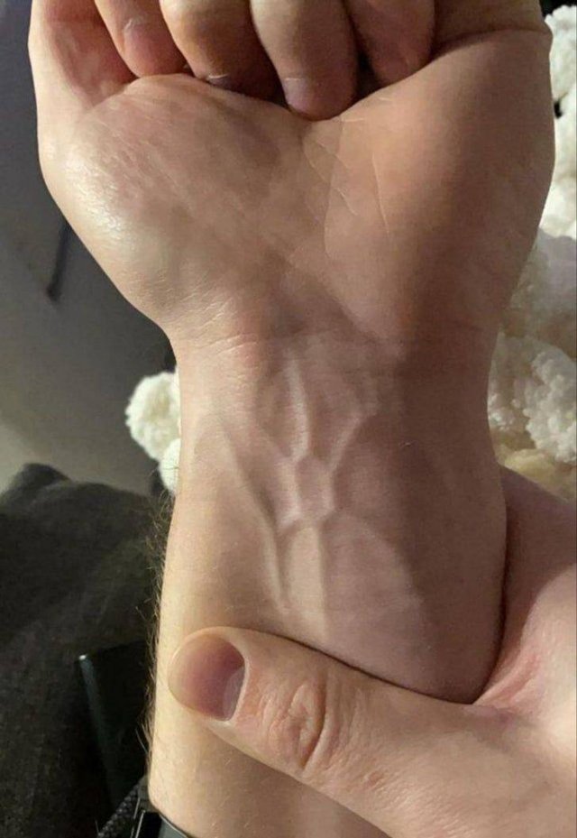 People With Unique Appearances (20 pics)