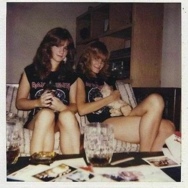 People Share Retro Photos Of Their Parents (35 pics)