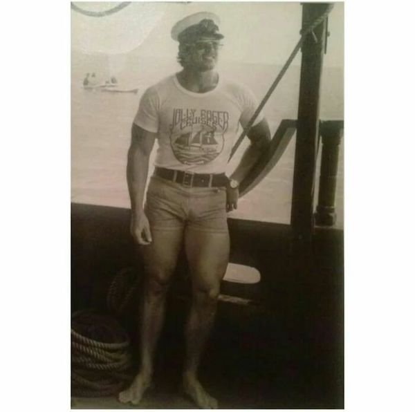 People Share Retro Photos Of Their Parents (35 pics)