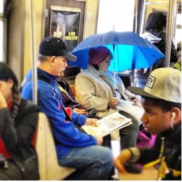 Odd People In The NYC Subway (25 pics)