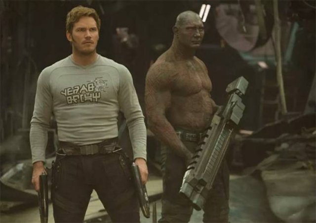 Interesting Facts About Costumes From Popular Movies (16 pics)