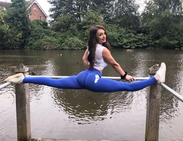 Flexible Girls (40 pics)