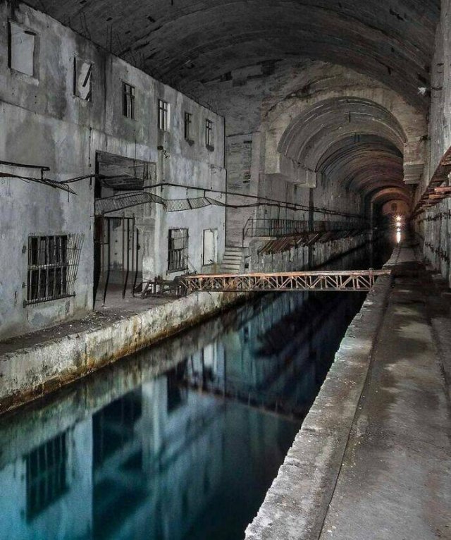 Beautiful Abandoned Places (25 pics)