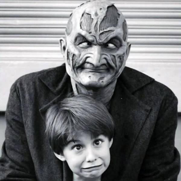 Rare Photos From Filming Of ''A Nightmare On Elm Street'' (28 pics)