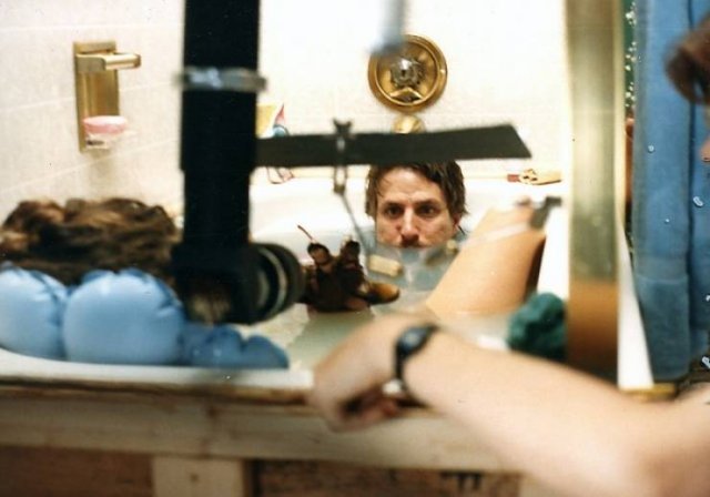 Rare Photos From Filming Of ''A Nightmare On Elm Street'' (28 pics)