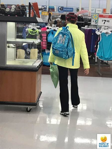 Strange People In Stores (43 pics)