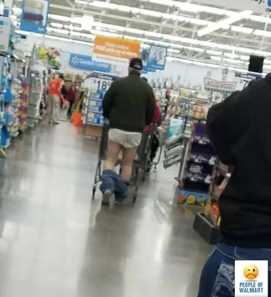 Strange People In Stores (43 pics)
