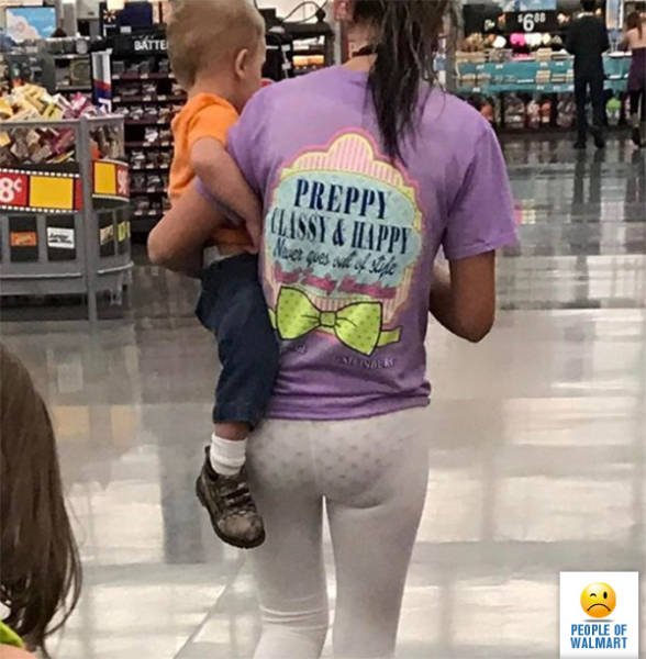 Strange People In Stores (43 pics)