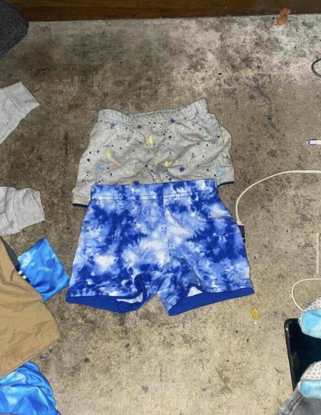 Situations That People Are Ashamed Of (24 pics)