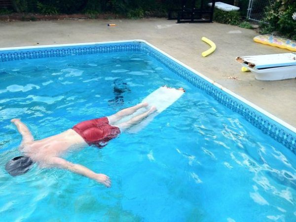 Bad Days Happen (16 Photos)