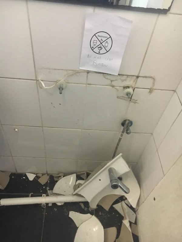 Funny Signs (30 pics)
