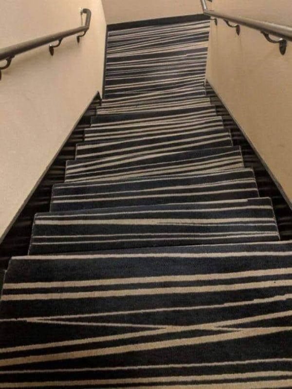 Strange Stairs (30 pics)