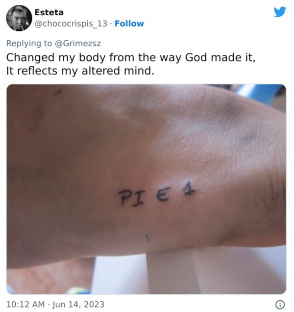 Interesting And Unusual Tattoos (42 pics)