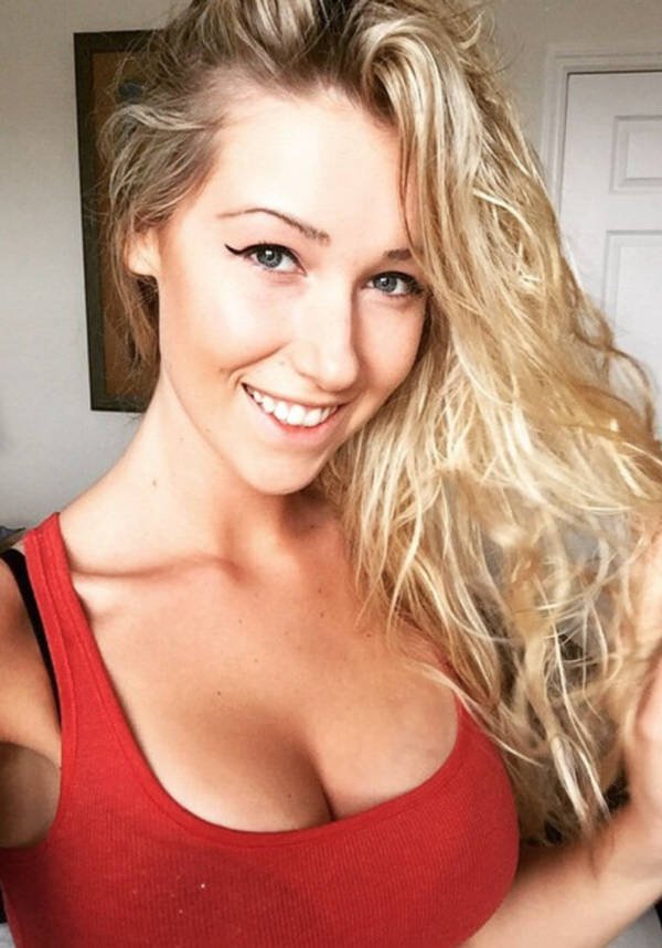 Cute Blondes (40 pics)