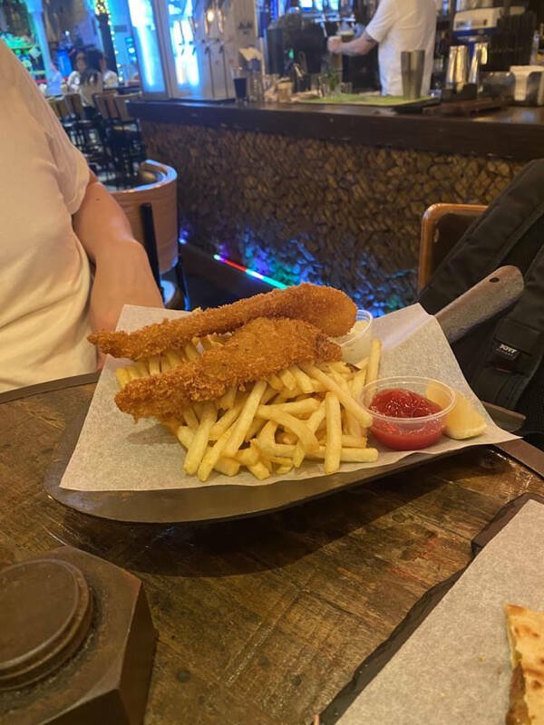 Weird Food Serving (21 pics)