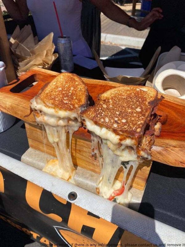 Weird Food Serving (21 pics)