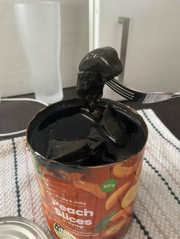 Unusual Finds And Situations (15 pics)