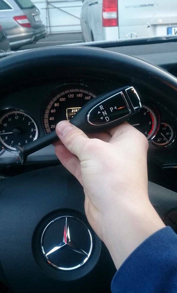 Bad Days Happen (18 pics)