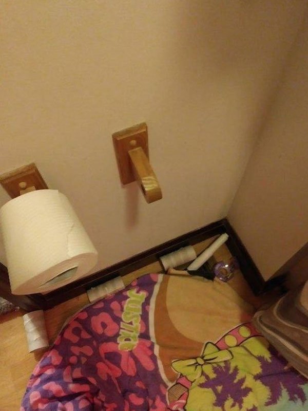 Annoying Finds And Situations (27 pics)