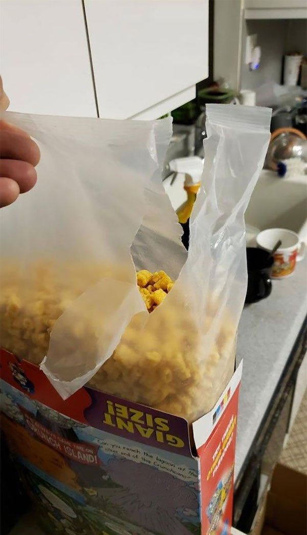 Annoying Finds And Situations (27 pics)