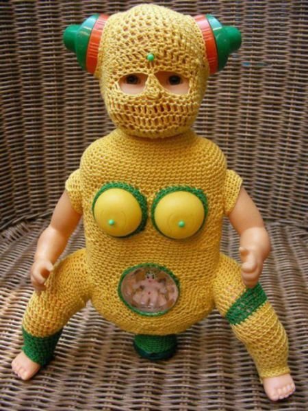 What Is Going On Here? (29 pics)