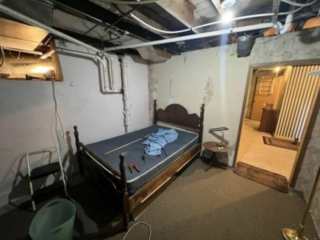 Weird Bedrooms (28 pics)