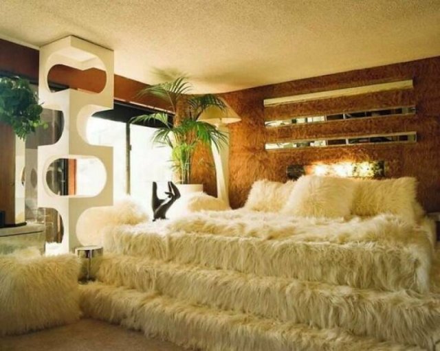 Weird Bedrooms (28 pics)