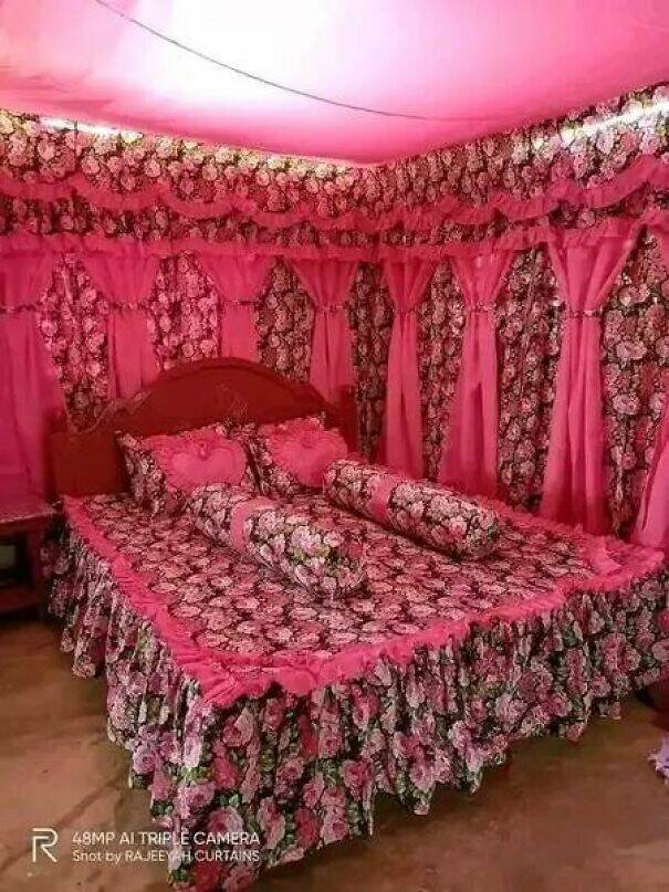 Weird Bedrooms (28 pics)