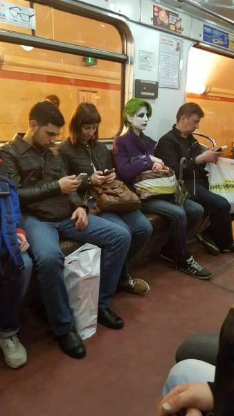 Odd People In The Subway (26 pics)