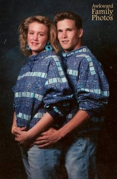 Awkward And Weird Family Photos (37 pics)