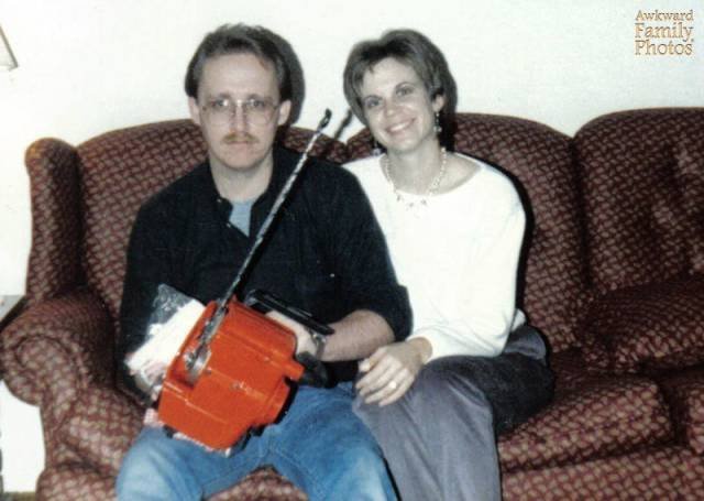 Awkward And Weird Family Photos (37 pics)