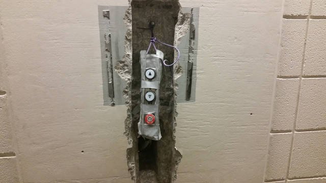 What Is Going On Here? (48 pics)