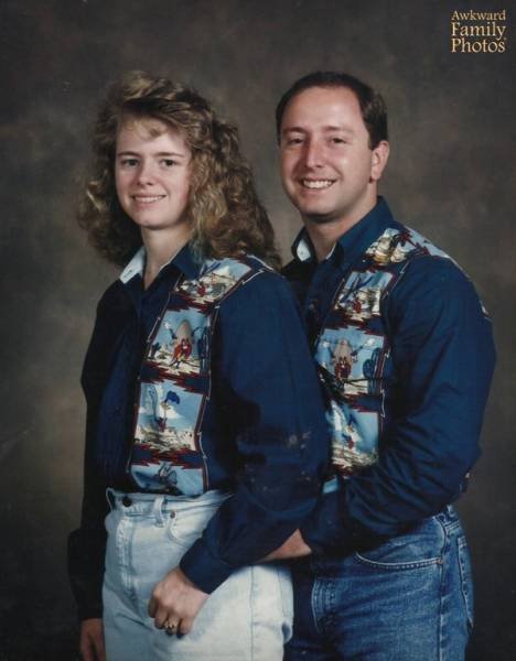 Awkward And Weird Family Photos (37 pics)