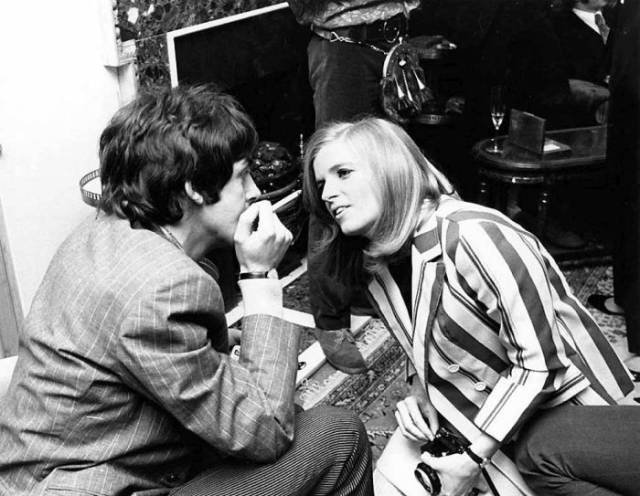 Rare Photos Of The Legendary ''Beatles'' (26 pics)