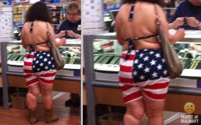 Weird People In Shops (55 pics)